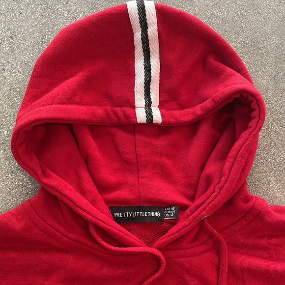 Pretty little thing cropped red sweatershirt with stripe detail on hood. - Picture 2 of 2